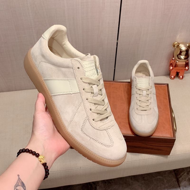 Louis Vuitton Low Shoes